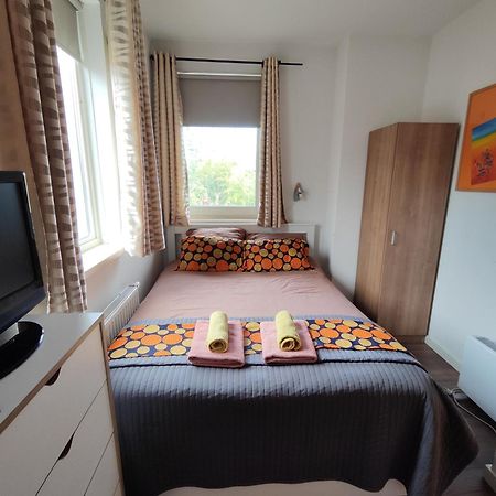 Huis Van Steen Lelystad Bagian luar foto