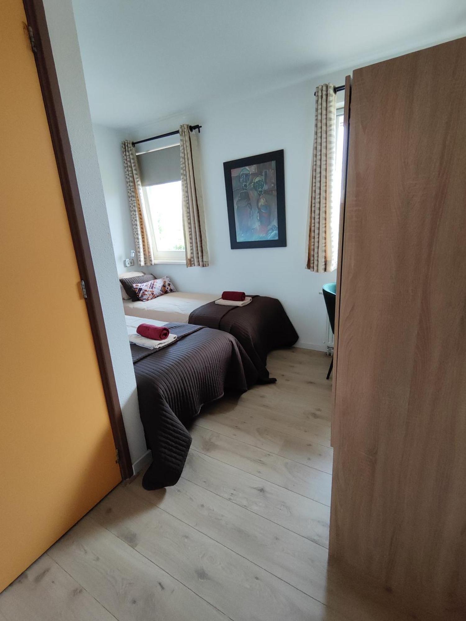 Huis Van Steen Lelystad Bagian luar foto