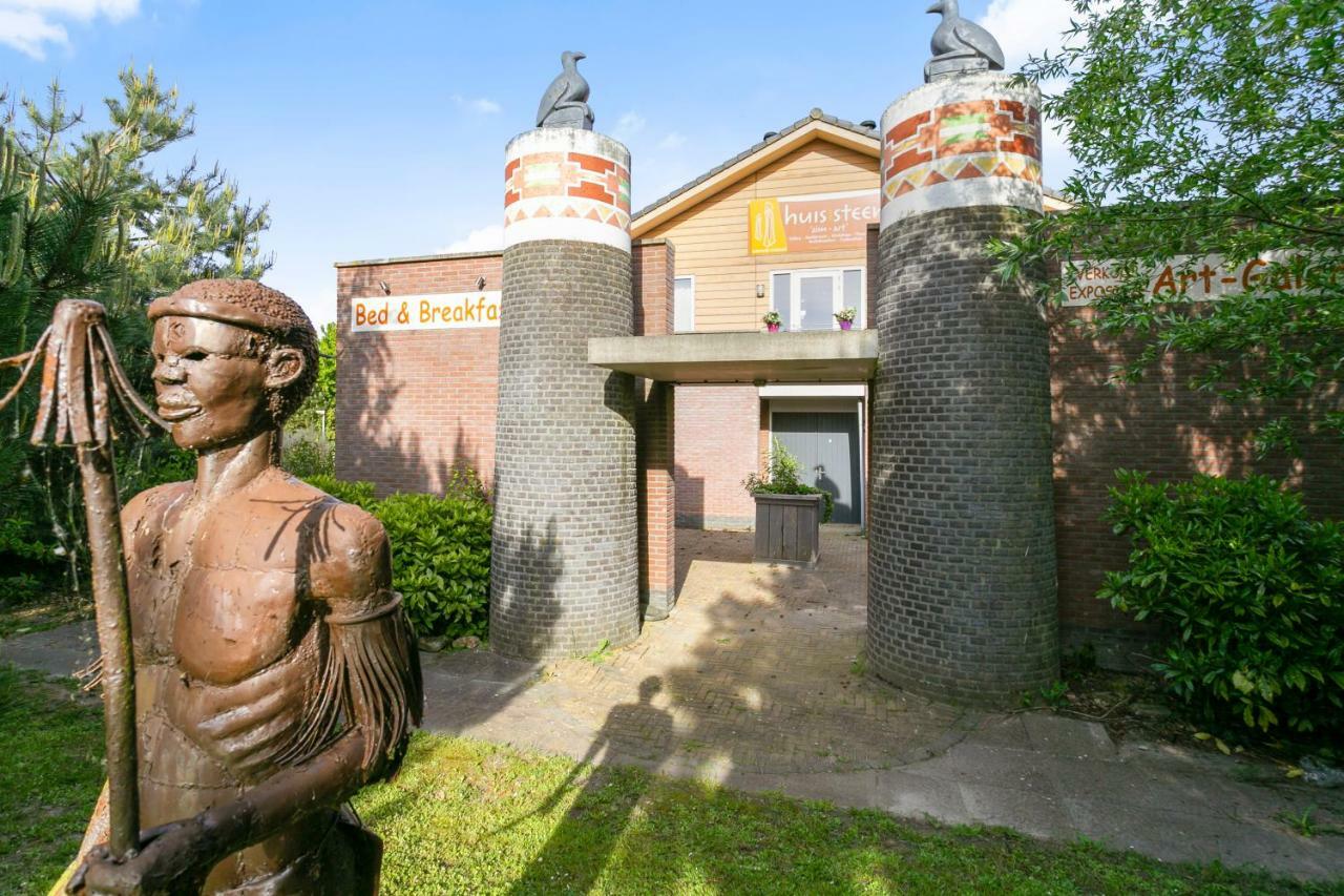 Huis Van Steen Lelystad Bagian luar foto