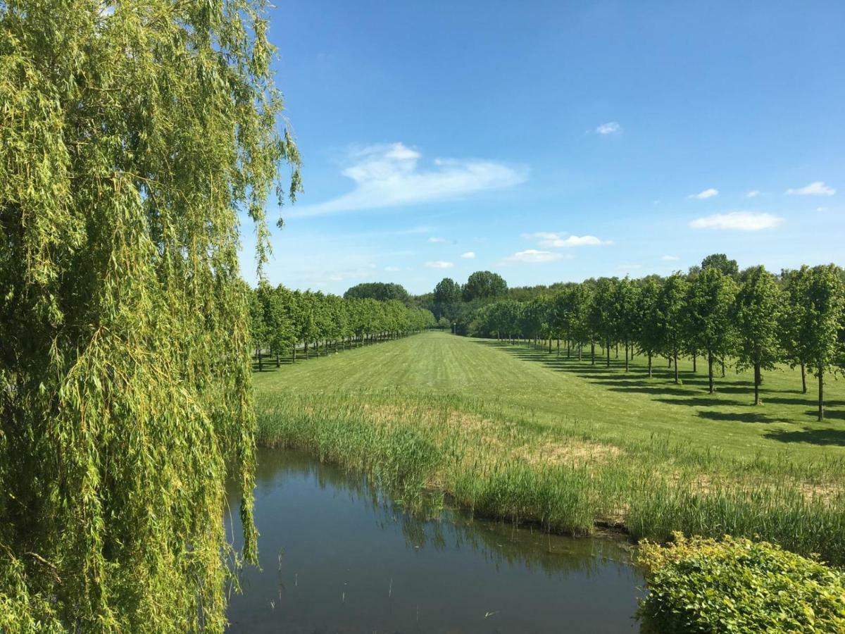 Huis Van Steen Lelystad Bagian luar foto